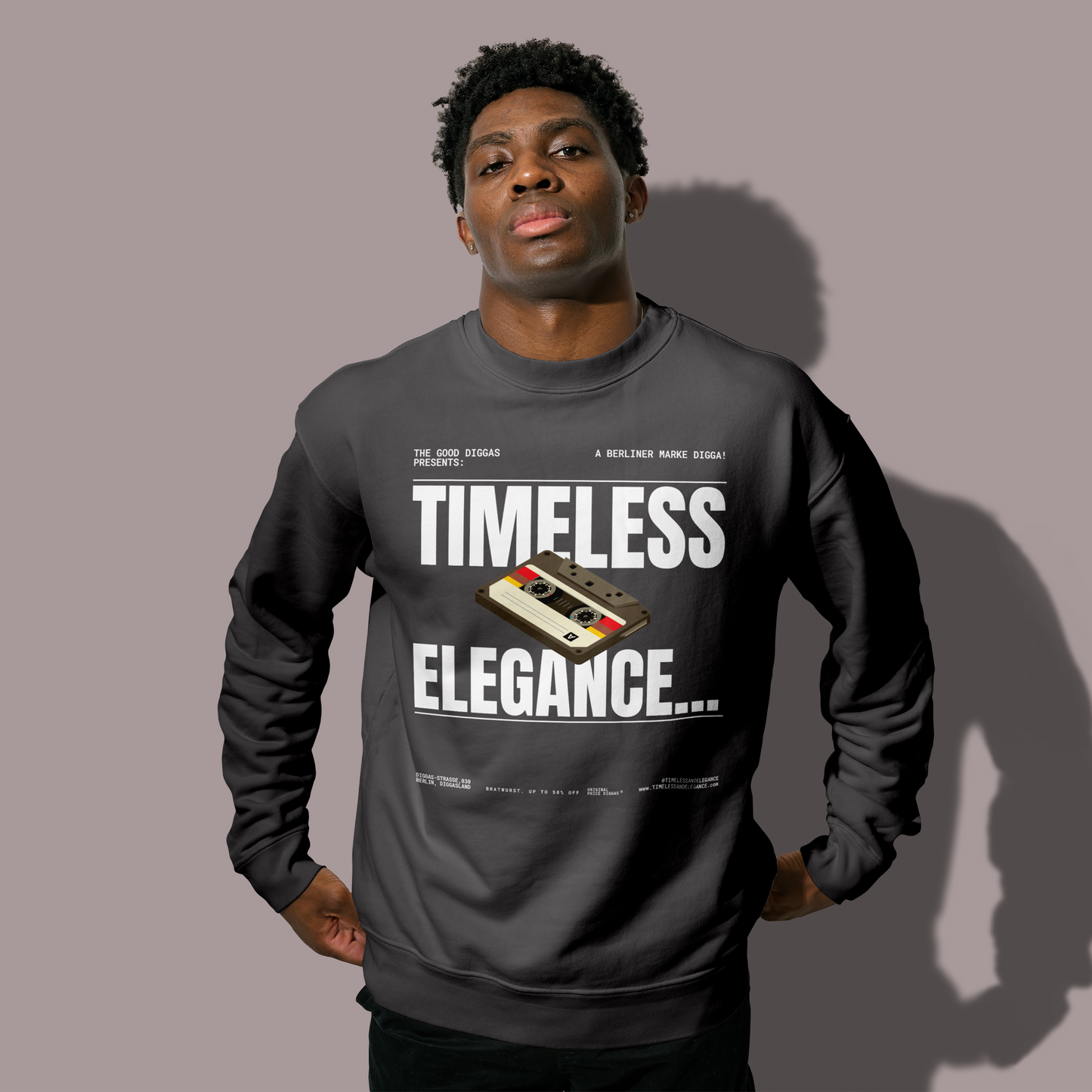 Timeless Retro Front Sweatshirt (White)