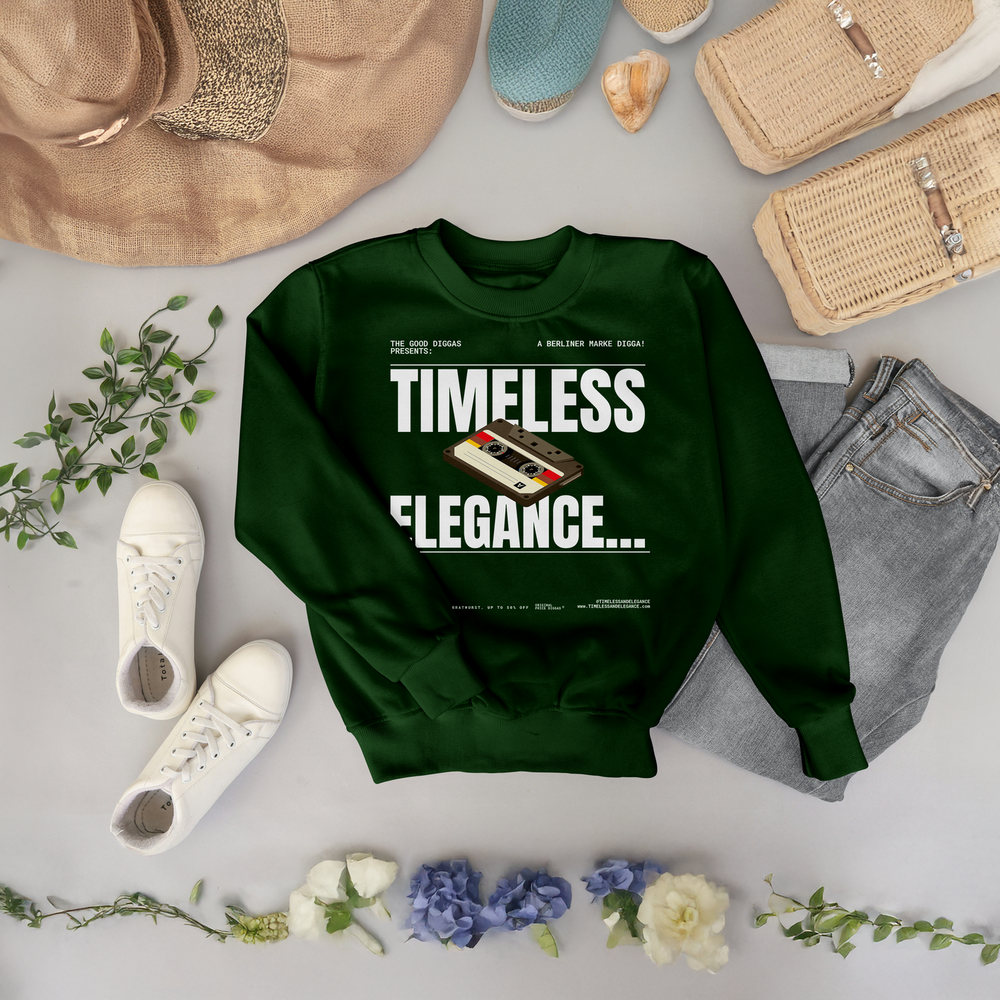 Timeless Retro Front Sweatshirt (White)