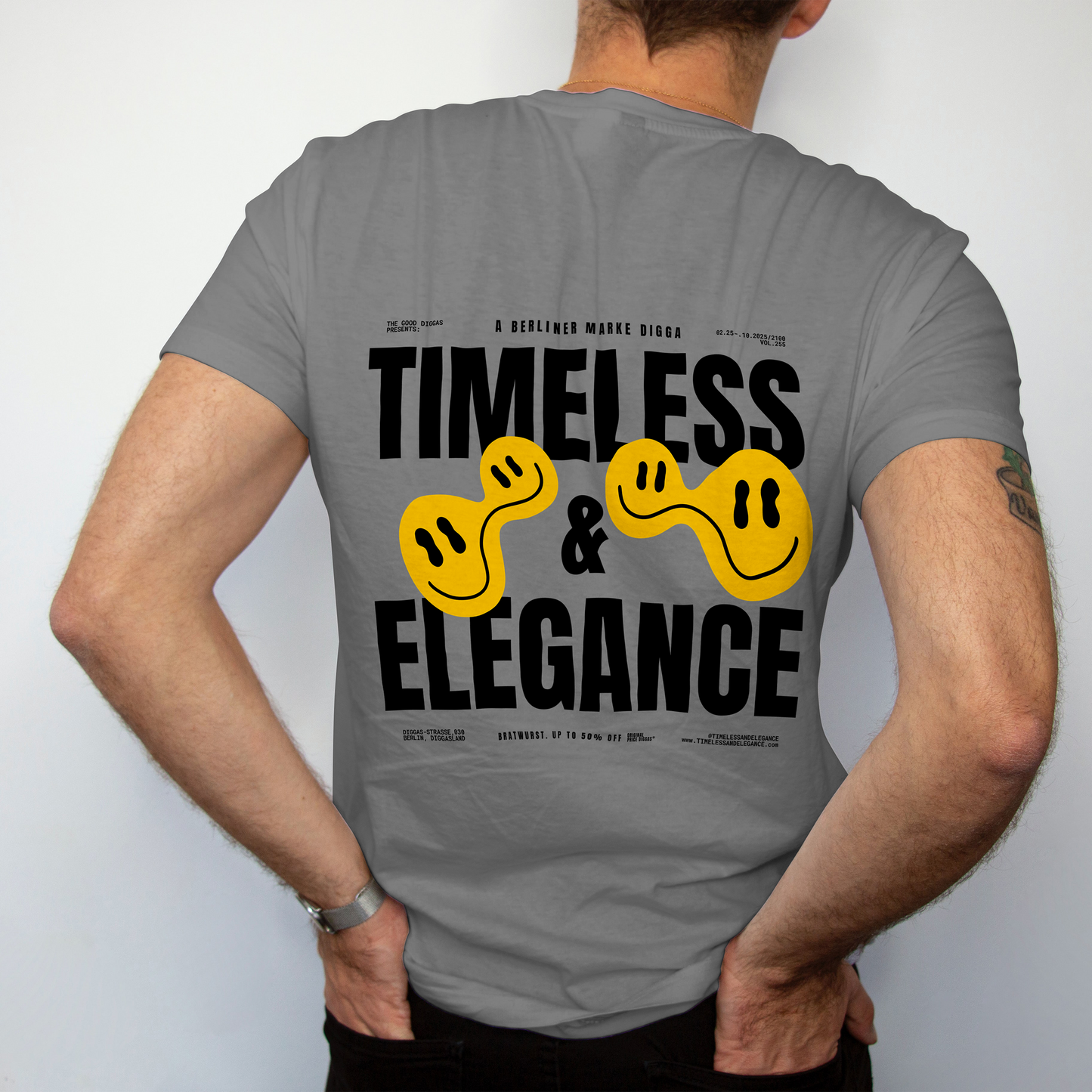 Timeless Original With Logo T-Shirt (Black)