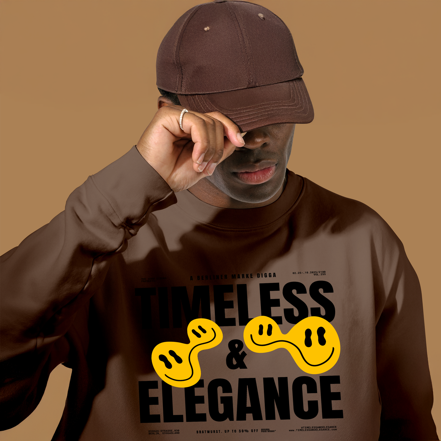 Timeless Original Front Sweatshirt (Black)