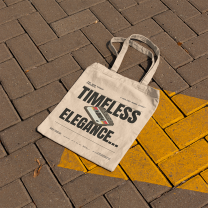 Timeless Retro Tote – Black